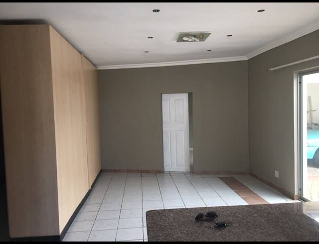 1 bed property to rent in BRIGHTON BEACH